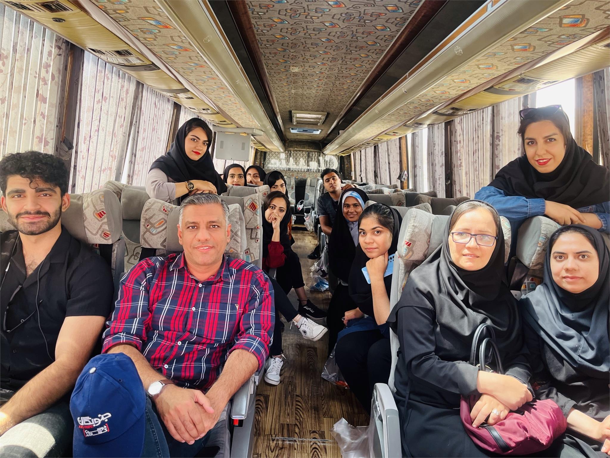 بازديد علمي بيماريهاي مهم درختان ميوه، راين، كرمان، خرداد 1402